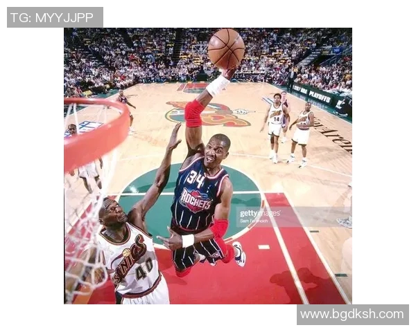 2005年火箭队与太阳队的经典对决回顾与精彩瞬间解析